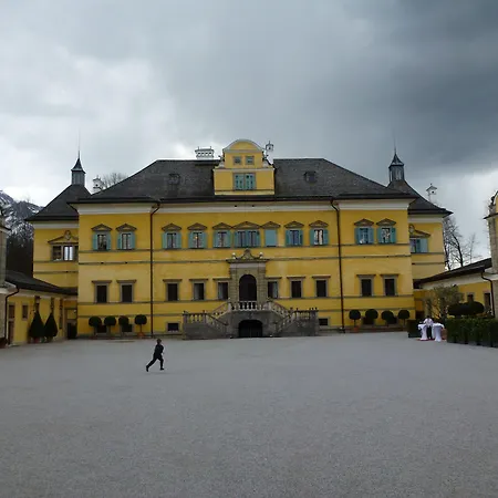 Adlerhof-2
